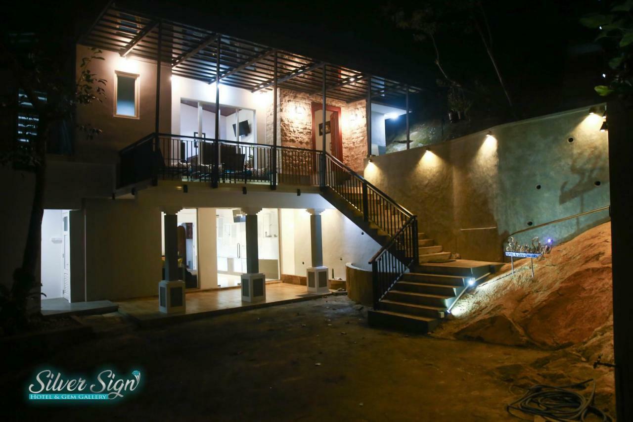 Silver Sign Hotel Katugastota Екстериор снимка