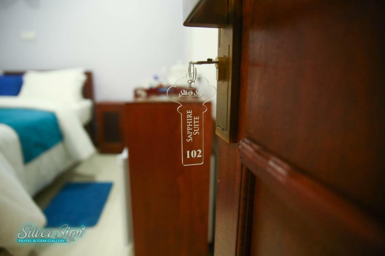 Silver Sign Hotel Katugastota Екстериор снимка